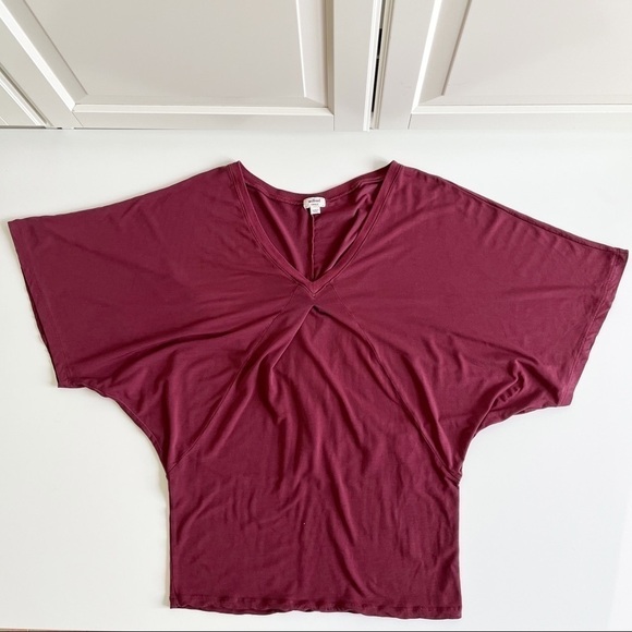 Aritzia Wilfred | Batwing Oversized Shirt Burgundy Size Small - Picture 3 of 7